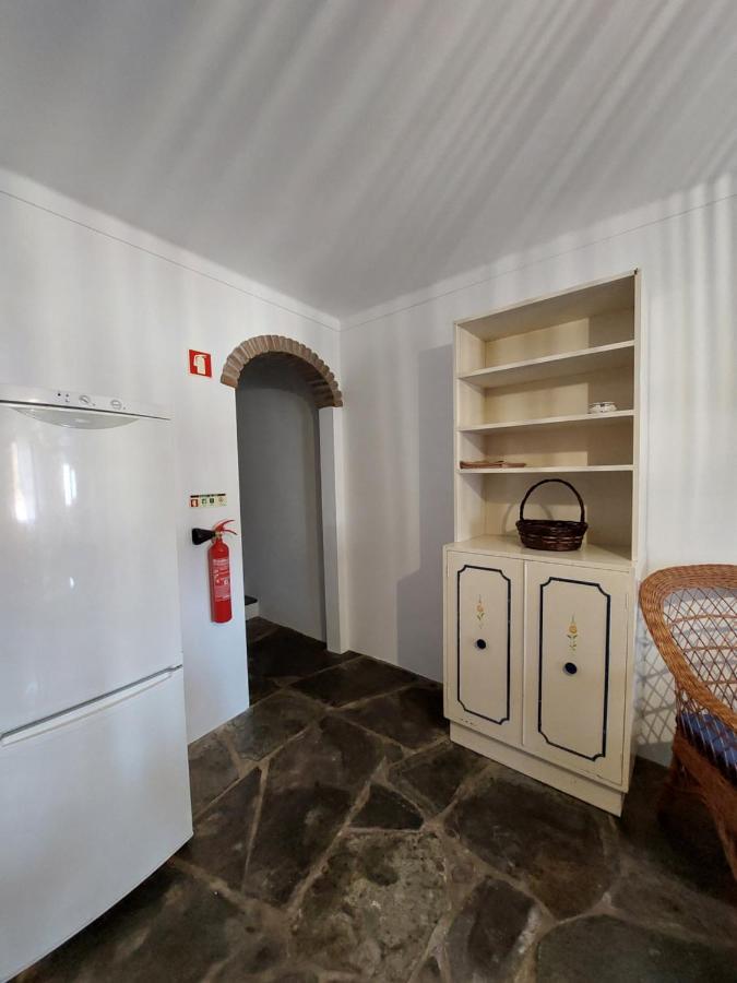 Janelas De Monsaraz Telheiro